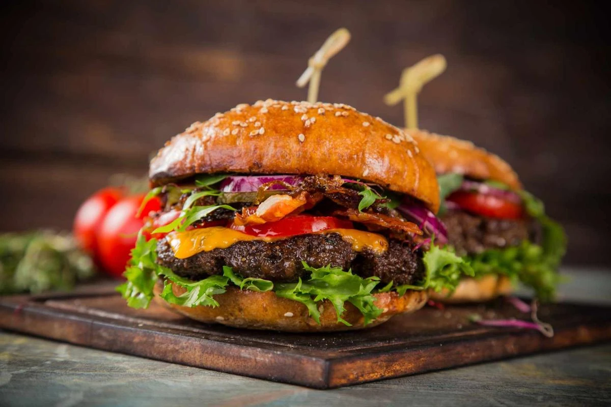 
		                RÉGAL PARISIEN -
		                Spécialité cuisine du monde maison et halal - RÉGAL PARISIEN